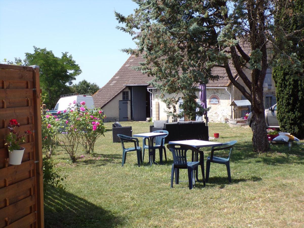 A La Belle Etoile Acomodação com café da manhã Mery-sur-Cher Exterior foto